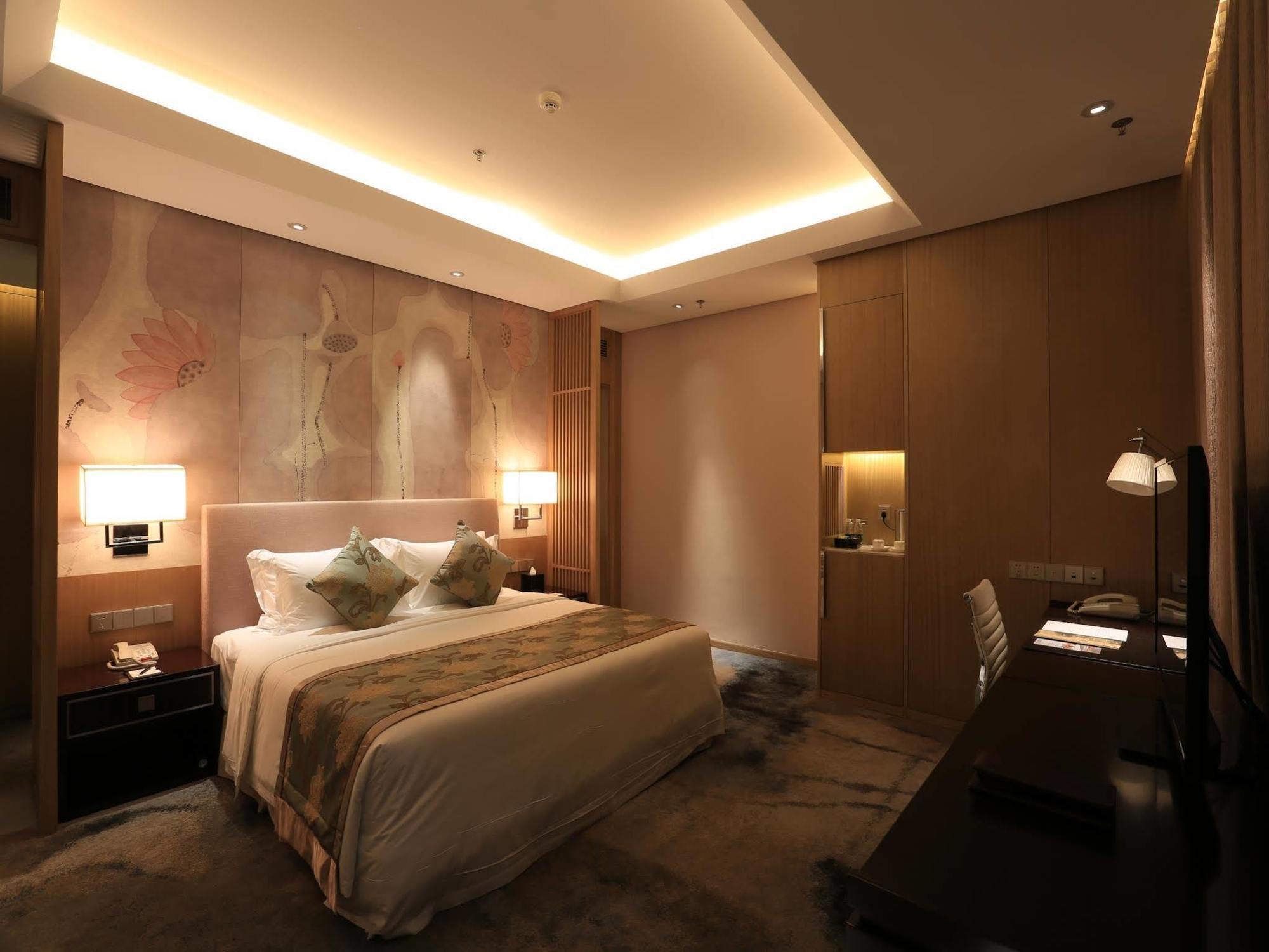 Yun Hotel Wuhan Exteriör bild